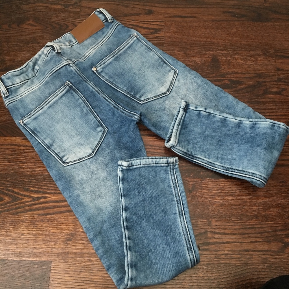 Boys Denim - Distressed Jeans Size 9-10Youth